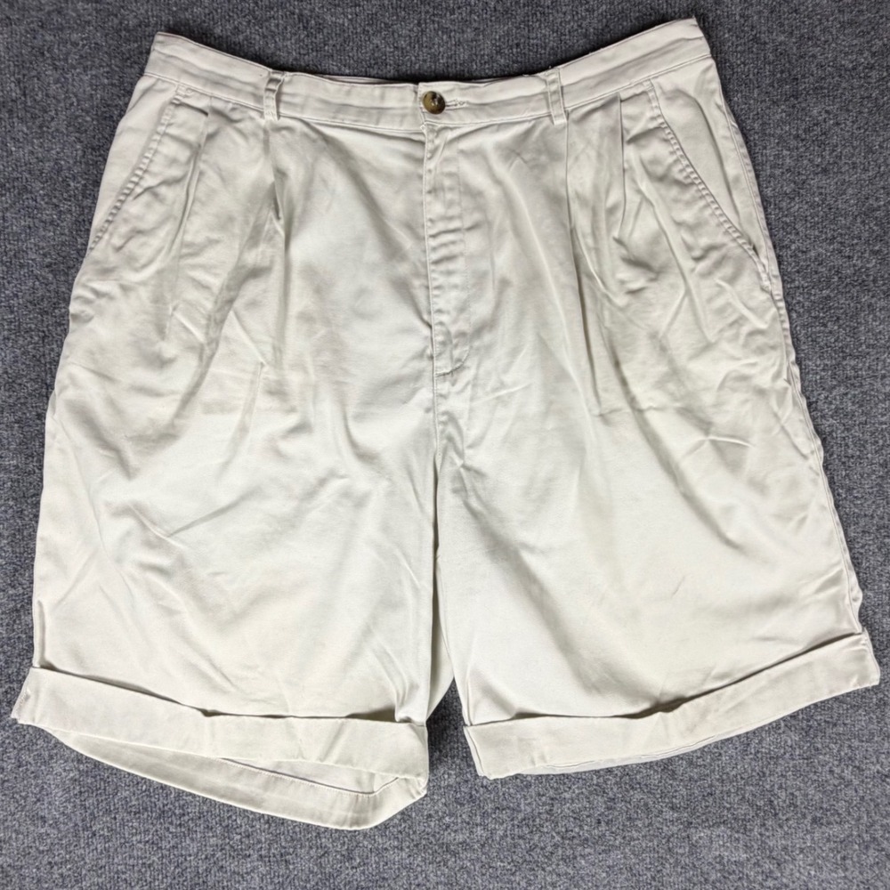 Talbots Woman Khaki Pleated Cuffed Shorts Beige Cotton Twill Size 16W High Rise